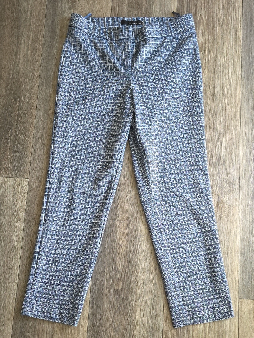 Amanda & Chelsea Gray and White Skinny Pants
